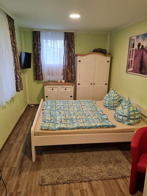 Gemuetlicher Gartenbungalow Sellin (Rugen)